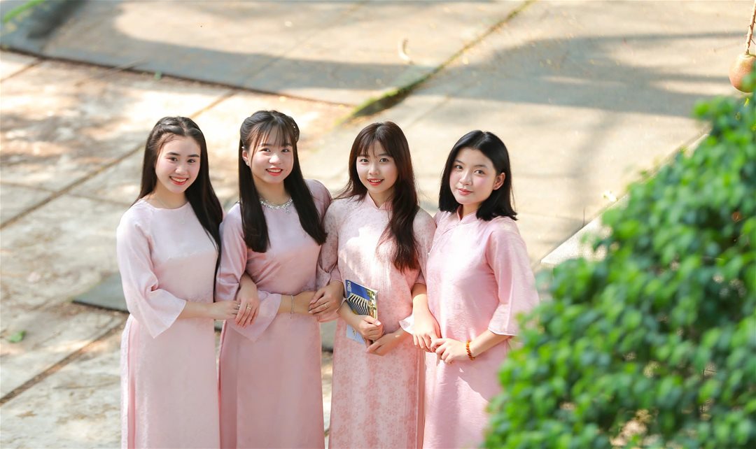 Các loại học bổng hấp dẫn dành cho các bạn sinh viên.